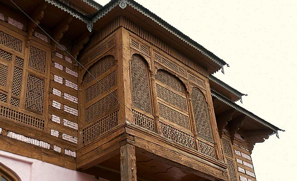 kashmiri pinjakari